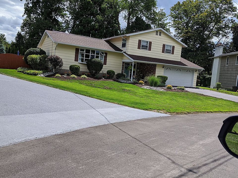 4234 Fireside Dr Liverpool 
