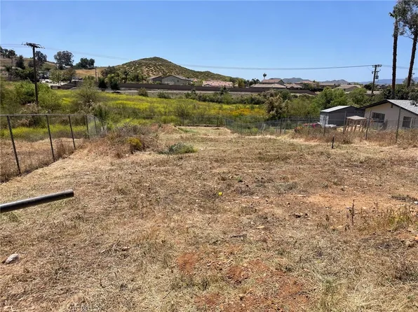 23971 Wells Pl #10, Quail Valley, CA 92587