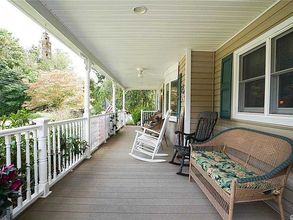 3rd image of 10 Kismet St