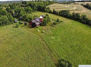 414 Bushnell Rd, Chatham, NY 12037