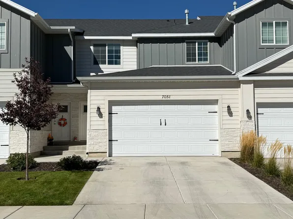 7051 N Golden Acres Dr, Eagle Mountain, UT 84005