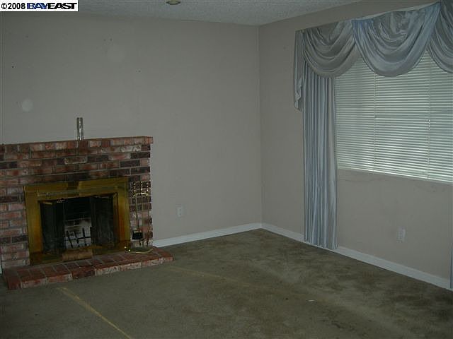 2nd image of 3521 Dana Dr