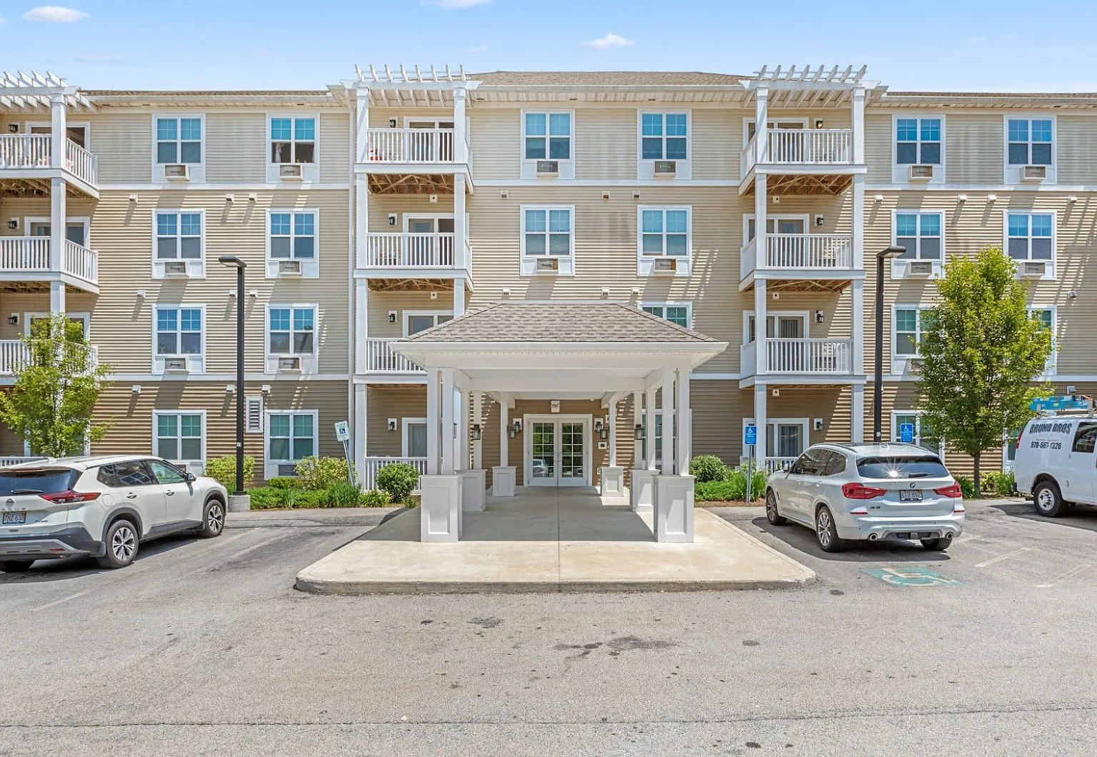 Tenney Place — Photo 1