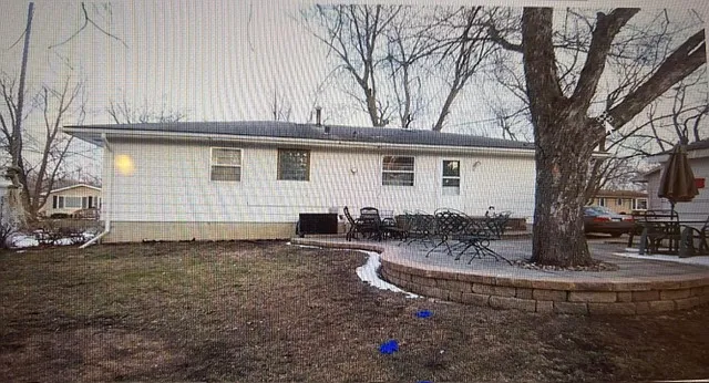 4 bed, 1488 sqft, $1,850 — Photo 2