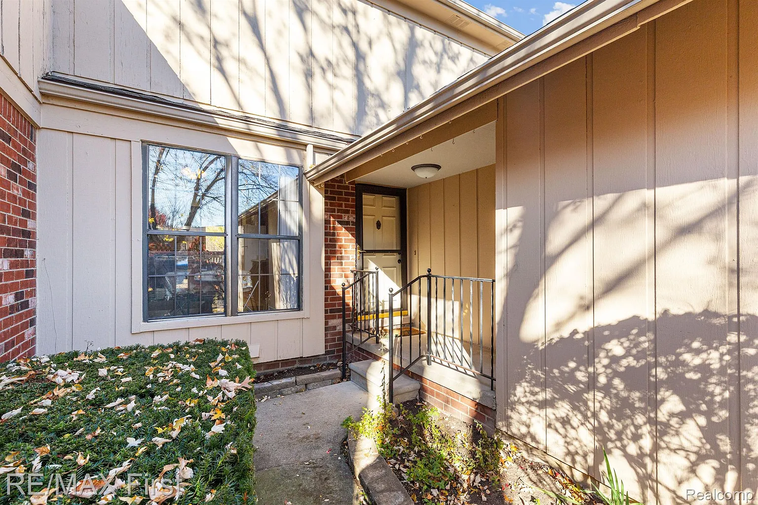 31813 Ivy Ln photo 1