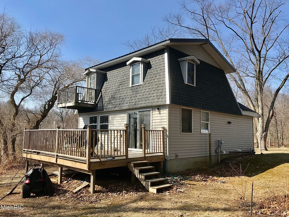 1st image of 63120 Lake St