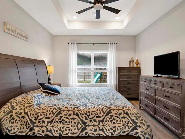 5737 Danbury Blvd — Photo 8