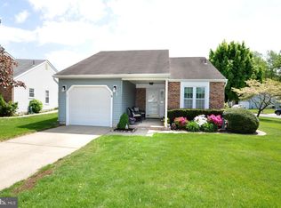 1 Marina Ct, Mount Laurel, NJ