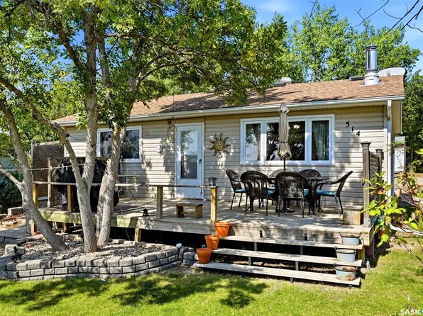 514 Idylewylde Avenue, Saskatchewan Beach, SK S0G 4L0