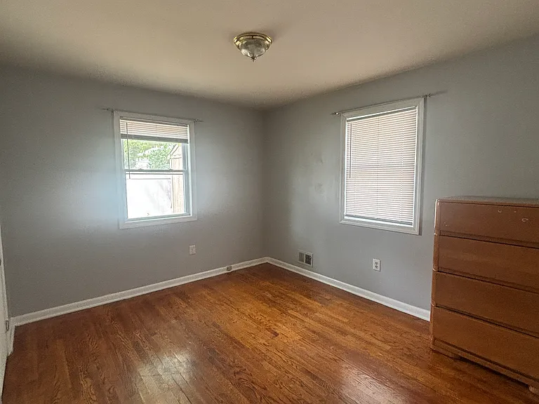 8812 35th Ave — Photo 54