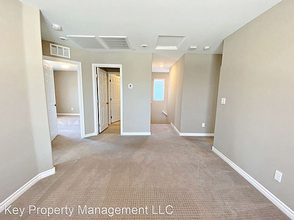 3rd image of 3208 Primrose Creek Ct