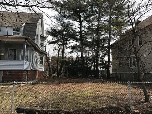 3rd image of 193 South Ave