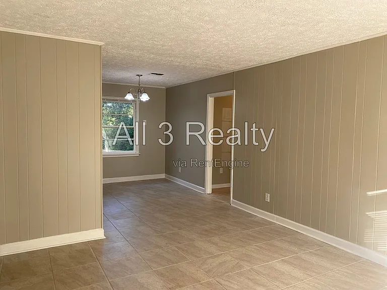 1717 Robison Hill Rd — Photo 4