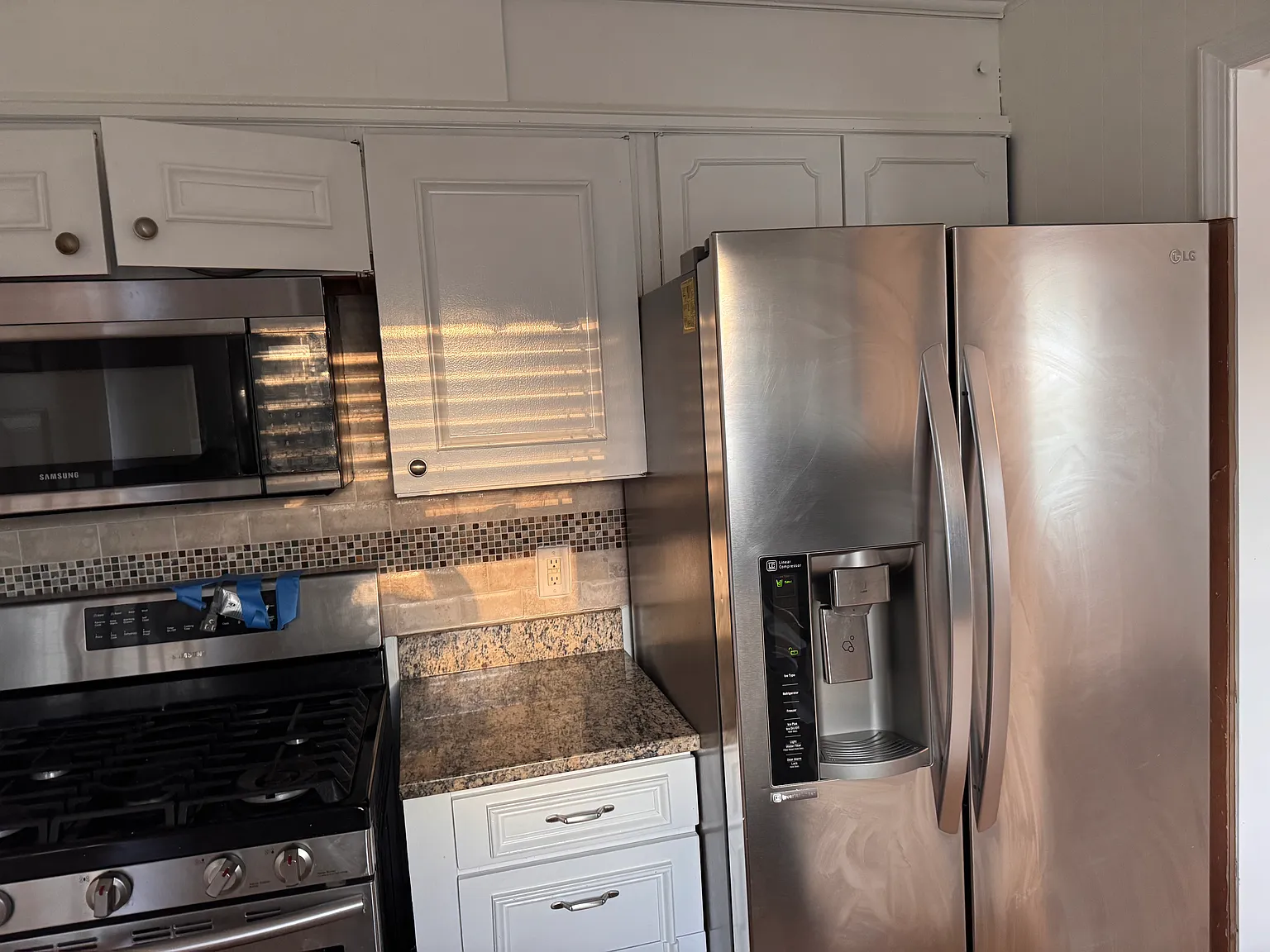 3 bed, 1100 sqft, $2,000 — Photo 1