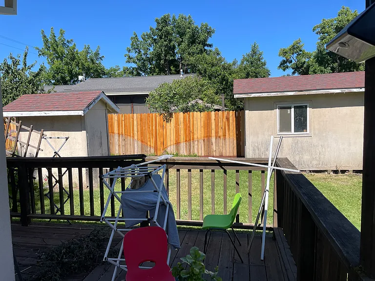 985 E Gobbi St — Photo 14
