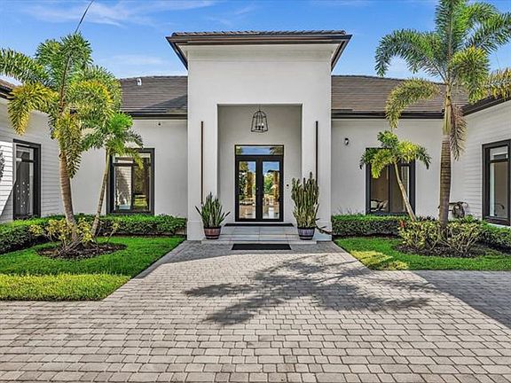 5th image of 6122 SW 173rd Way