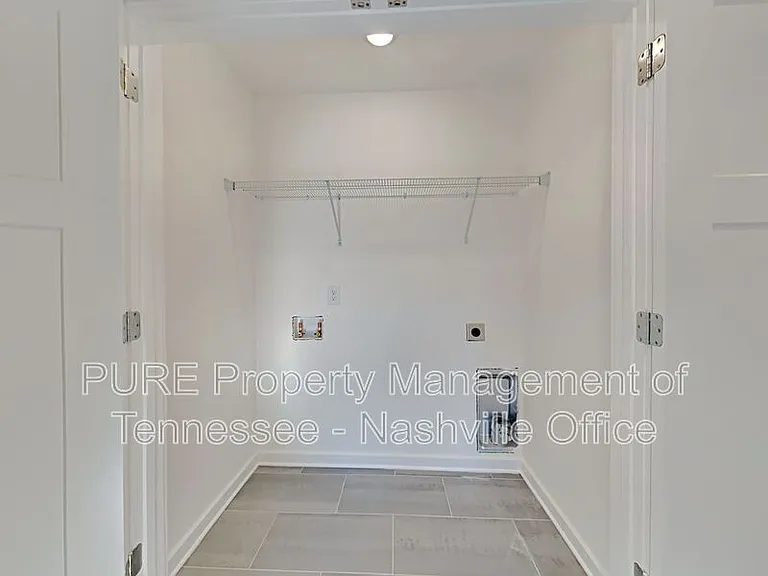 3407 Meadow Ct — Photo 14