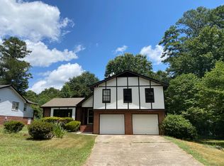 692 Emerald Forest Cir, Lawrenceville, GA 30044