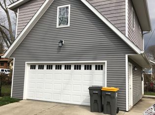 714 S Henderson St, Bloomington, IN 47401