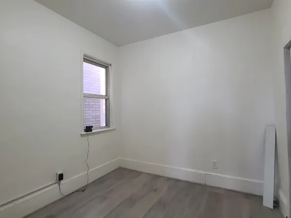 242 Bowers Street image 9 of 13