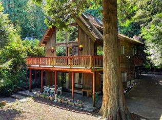 1881 Cliff Rd, Point Roberts, WA 98281