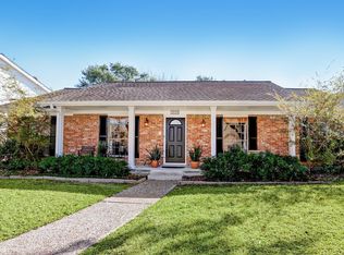 12123 Sugar Springs Dr, Houston, TX 77077