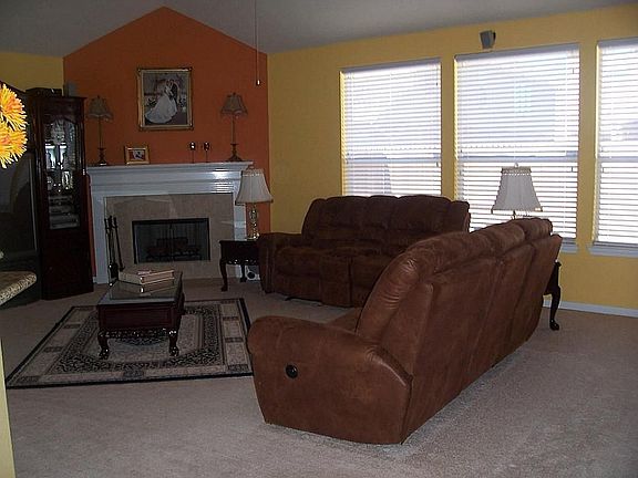 4th image of 14807 Whispy Green Ct