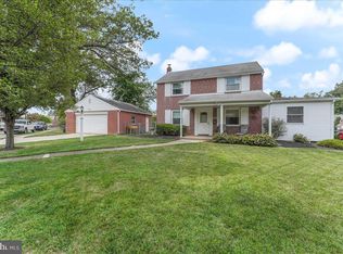 262 School Ln, Springfield, PA 19064