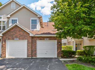 3024 Kentshire Cir, Naperville, IL 60564