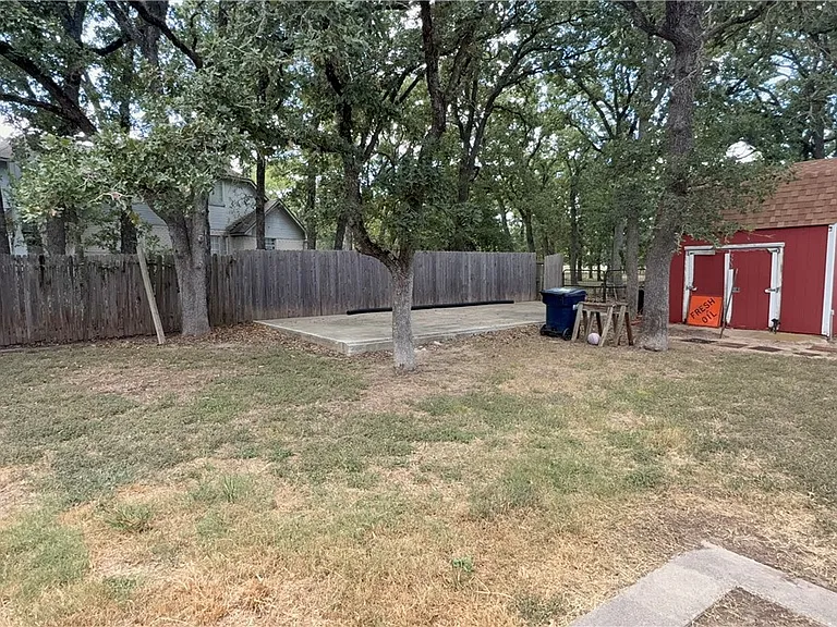 1805 Quail Run — Photo 21