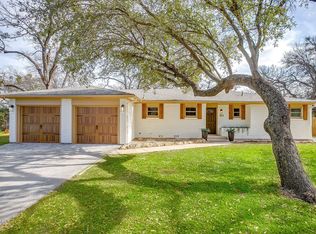 103 Vanshire Rd W, Lakeside, TX 76108