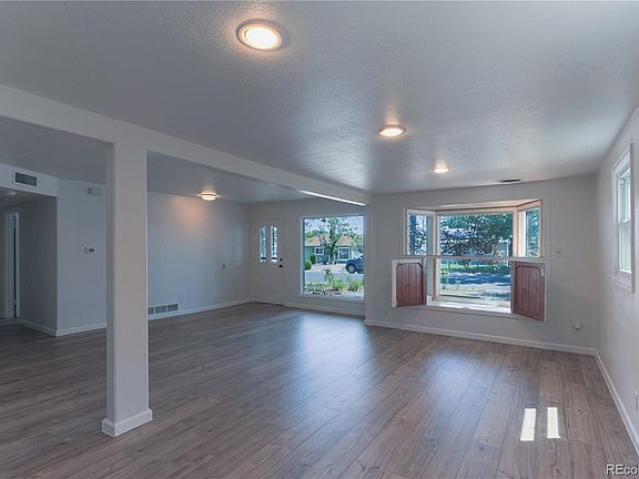 3rd image of 941 Zion Street