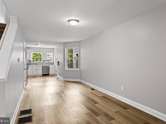 5th image of 45 Bellevue Ter
