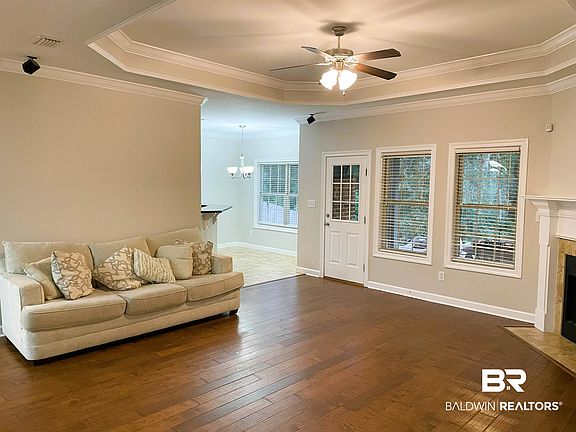 5th image of 30429 Pinyon Dr