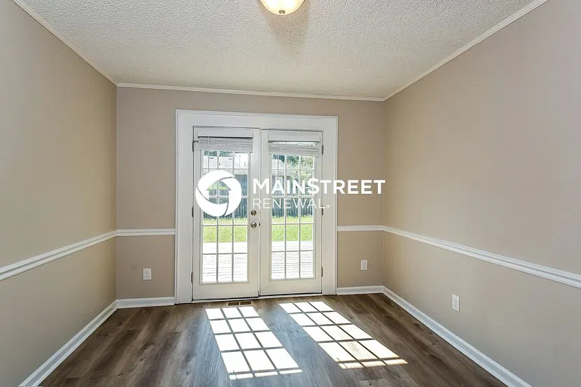 64 Habersham Cir Ne — Photo 3