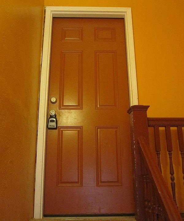 Private entrance to apartment.