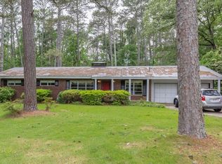 881 Rockbridge Rd SW, Lilburn, GA 30047