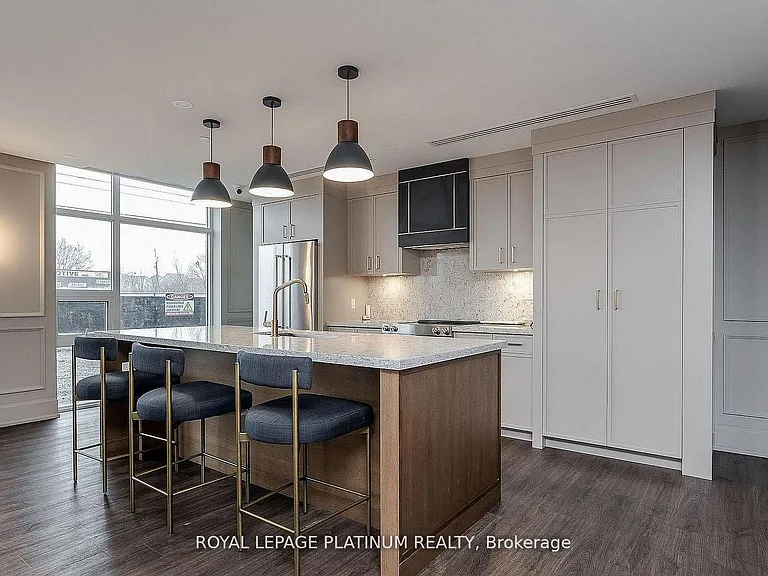 470 Dundas St E #114 — Photo 17