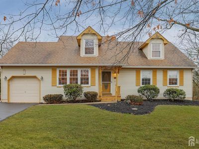 2 S Hampton Ct, Flemington, NJ, 08822