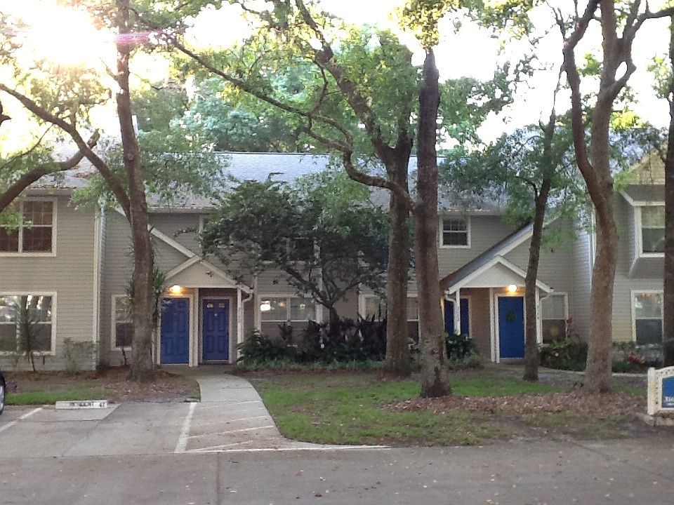 1st image of 3170 Valley Oaks Dr
