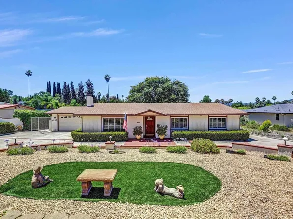 1235 Via Rancho Pkwy, Escondido, CA 92029