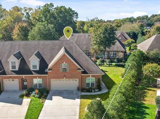 7770 Lenox Trace Dr, Hixson, TN 37343