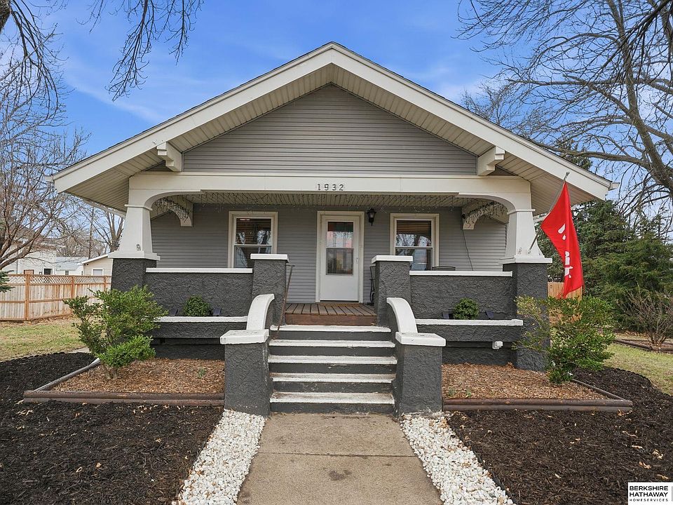 1st image of 1932 N Lincoln Ave