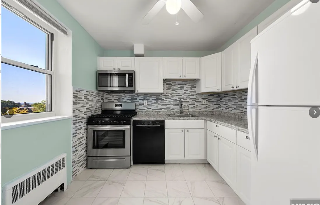 1 bed, $1,950 — Photo 1
