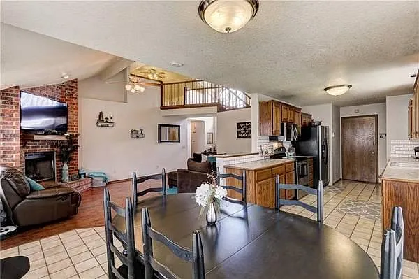 1808 Rasheed Rd — Photo 4