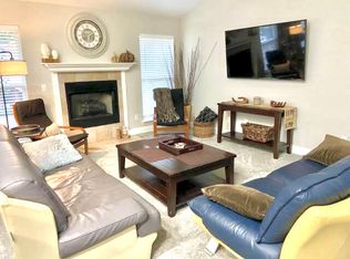 15 Rillington Dr, Bella Vista, AR 72714
