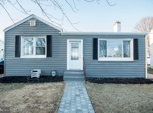 4 Felton St, New Castle, DE 19720