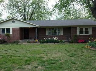 2132 Mount Pelia Rd, Martin, TN 38237