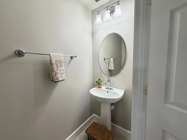 14164 Mahogany Ave — Photo 15