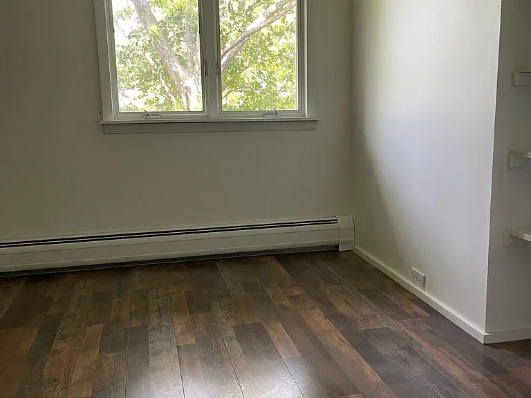 35 Deforest Hts — Photo 12